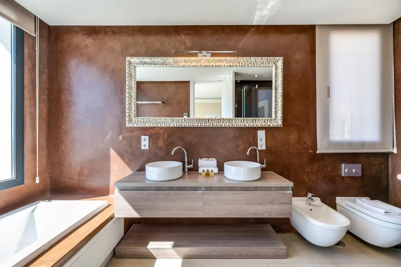 Villa Paraiso: Luxury Sea View Resort with Infinity Pool and Golf Estepona