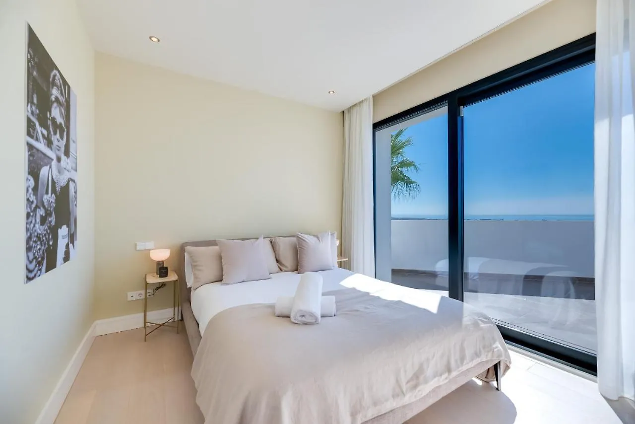 Villa Paraiso: Luxury Sea View Resort with Infinity Pool and Golf Estepona